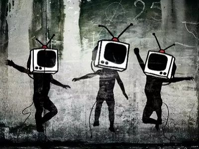 Зомби телевизионные. Источник - http://www.nastol.com.ua/