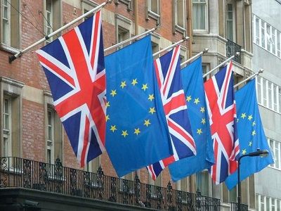 Флаги ЕС и Британии. Источник - monitorul.fisc.md