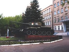 Омский танковый инженерный институт. Фото с сайта