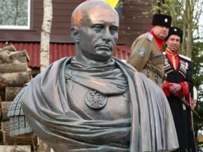 Бюст Путина в образе римского императора. Источник - http://test.mediametrics.ru/