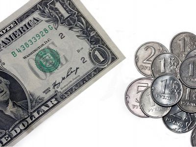 Доллар и рубли. Источник - http://static.ngs.ru/