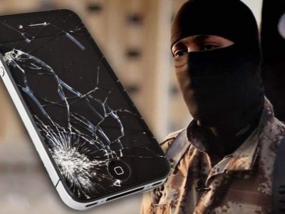 iPhone и террорист. Фото: islamnews.ru.