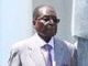 Диктатор Зимбабве Р.Мугабе открывает памятник самому себе. Источник - gordonua.com