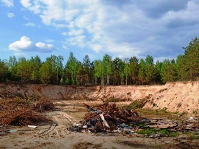 Стихийная свалка. Фото: Сергей Горчаков, Каспаров.Ru