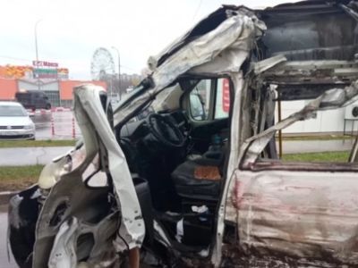 ДТП, маршрутка. Фото: dzen.ru ДТП, маршрутка. Фото: dzen.ru